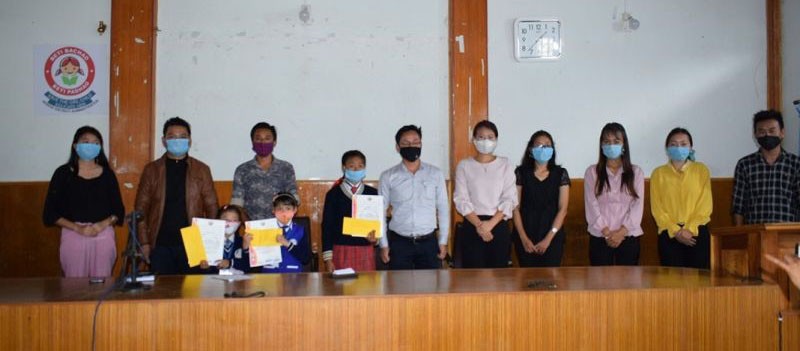 Winners of online inter school and college photography and short film competition on the topic ‘violence against women & children in Wokha’ held at Deputy Commissioner Conference hall on July 16. (DIPR Photo) 